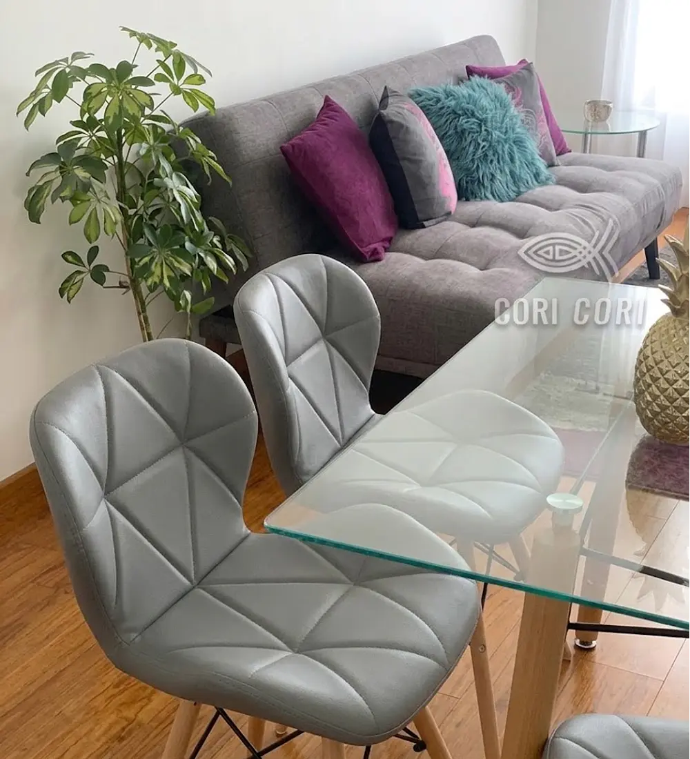 Mesa Crox 140 x 80cms + 6 Sillas Eames Mariposa Ecocuero