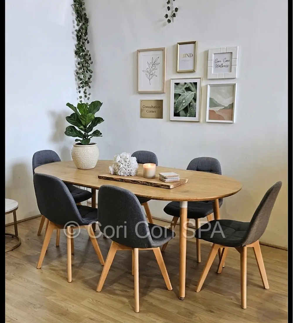 Comedor Mesa Expandible (100 - 180cms) + 6 Sillas Capitonne Lino