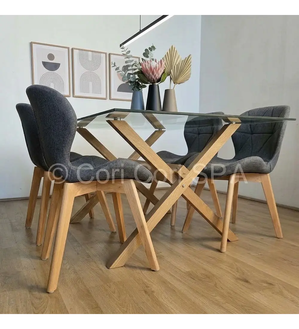 Comedor Medlock 140x90cms + 4 Sillas Mariposa Lino