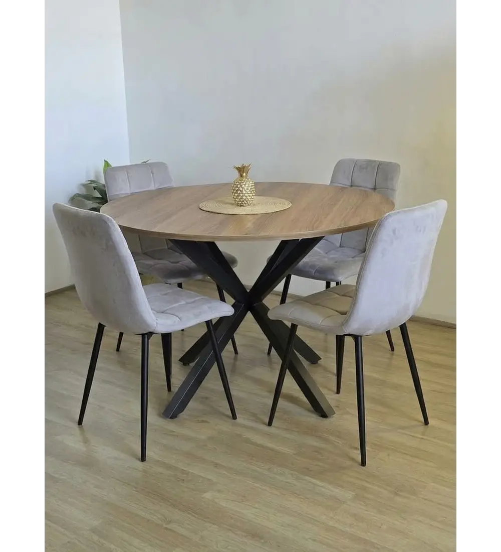Comedor Warwick Wood + 4 Sillas Capitonne Roma