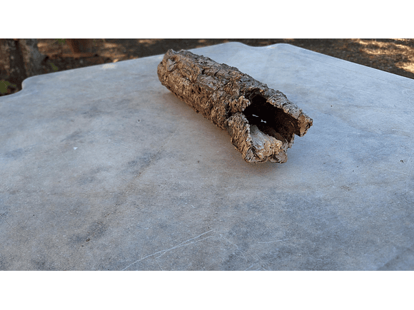 1x Cork Tube: (7x7x25cm) 3