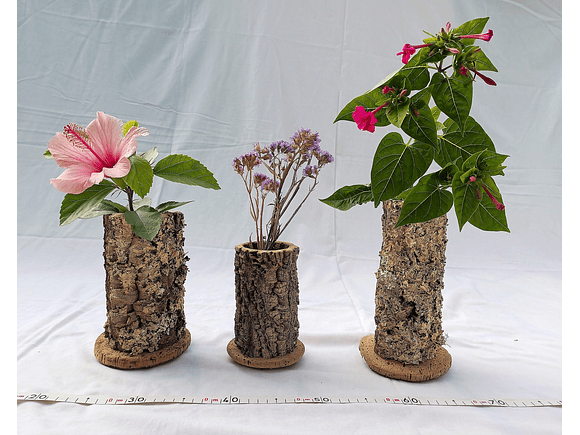 2x small handmade cork vases - 100% natural and sustainable 1