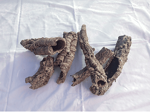 Small cork tubes, 1.6 kg