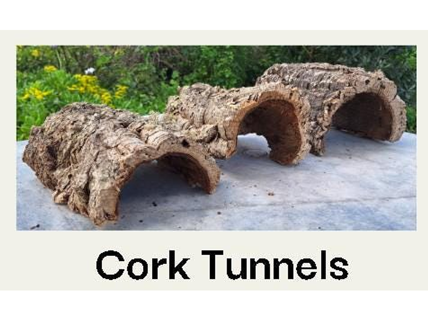 1 large box measuring 80x60x50cm. You choose the mix. Approximately 20kg. ± 60 medium-sized pieces. 3