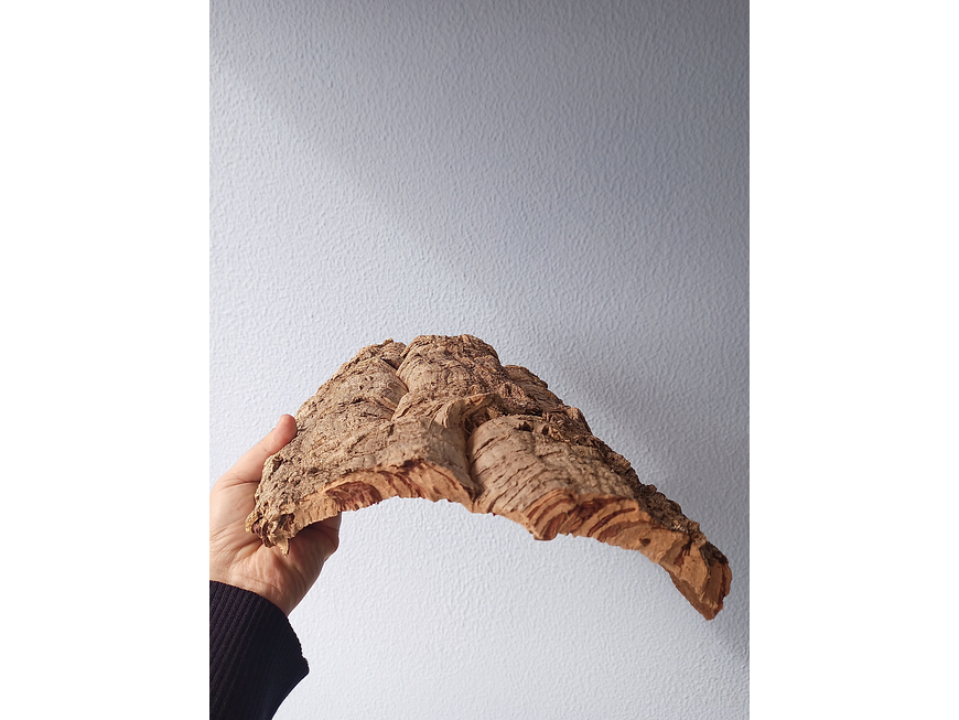 2x Medium-Sized Virgin Cork Sheets: (25x20x7cm) 2