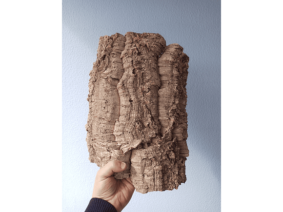 2x Medium-Sized Virgin Cork Sheets: (25x20x7cm) 7