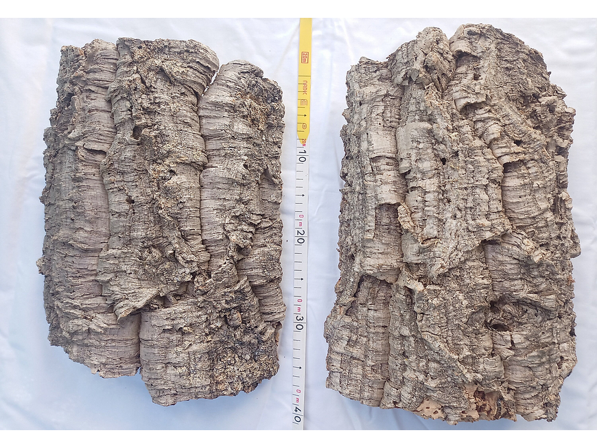 2x Medium-Sized Virgin Cork Sheets: (25x20x7cm) 9