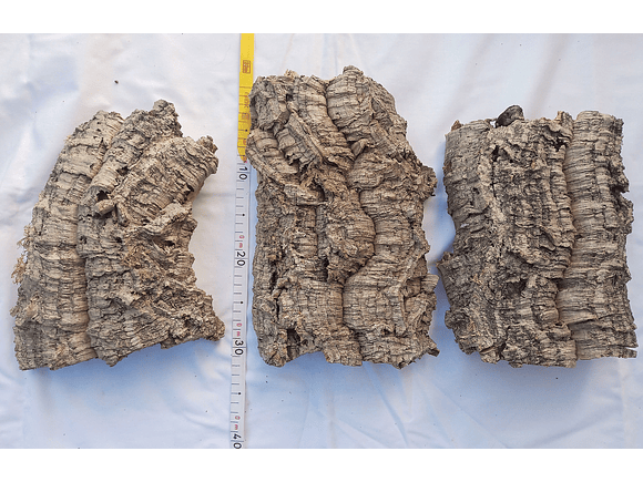 3x Small Sheets of Virgin Cork (25x15x5cm) 1