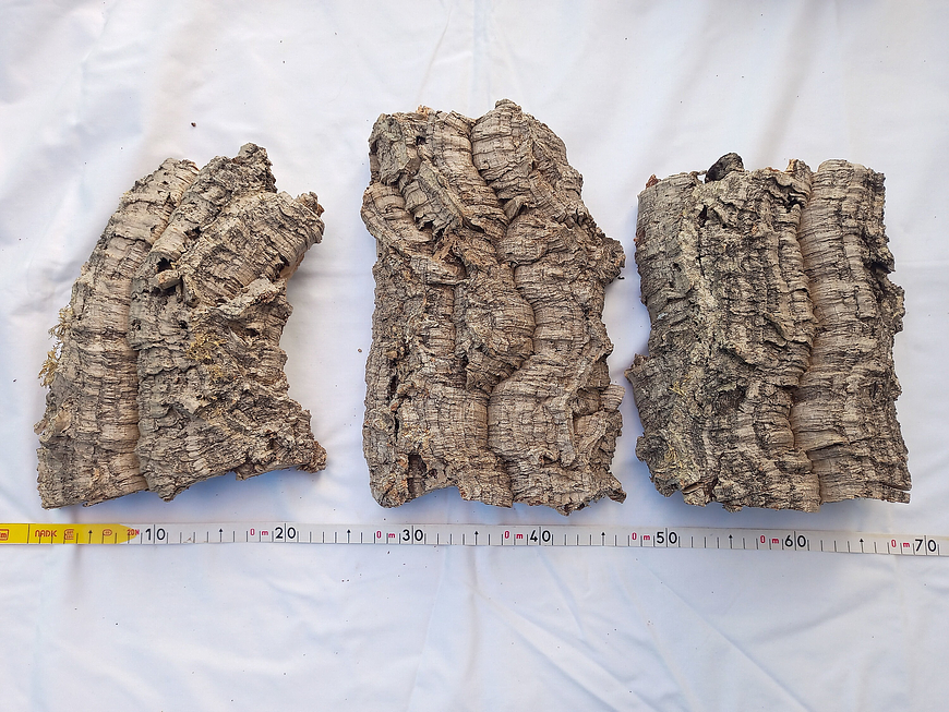 3x Small Sheets of Virgin Cork (25x15x5cm) 8