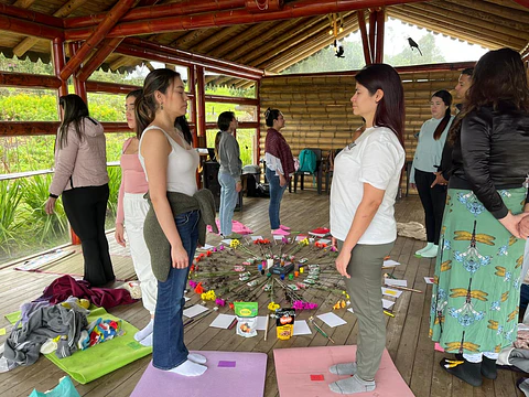 Talleres de Constelaciones Familiares: La Puerta Cerrada El Método para soltar y dejar ir