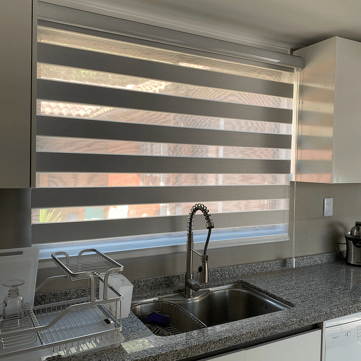 Roller Duo Blackout Gris franja Blanca 3