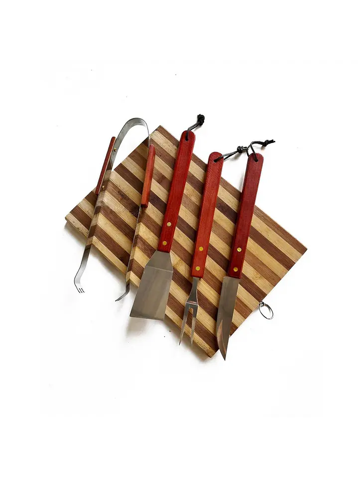 Set Parrillero De 4 Utensilios Para Barbarcoa 5