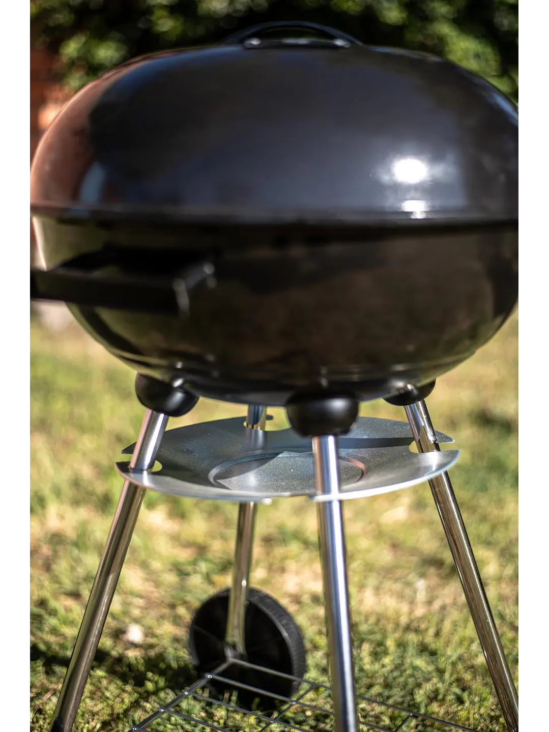 Parrilla A Carbon Encina Con Ruedas 4