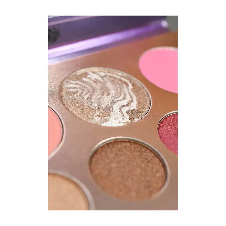 Kit de Sombras Rubor e Iluminador Tono #3 - DOLCE BELLA 4