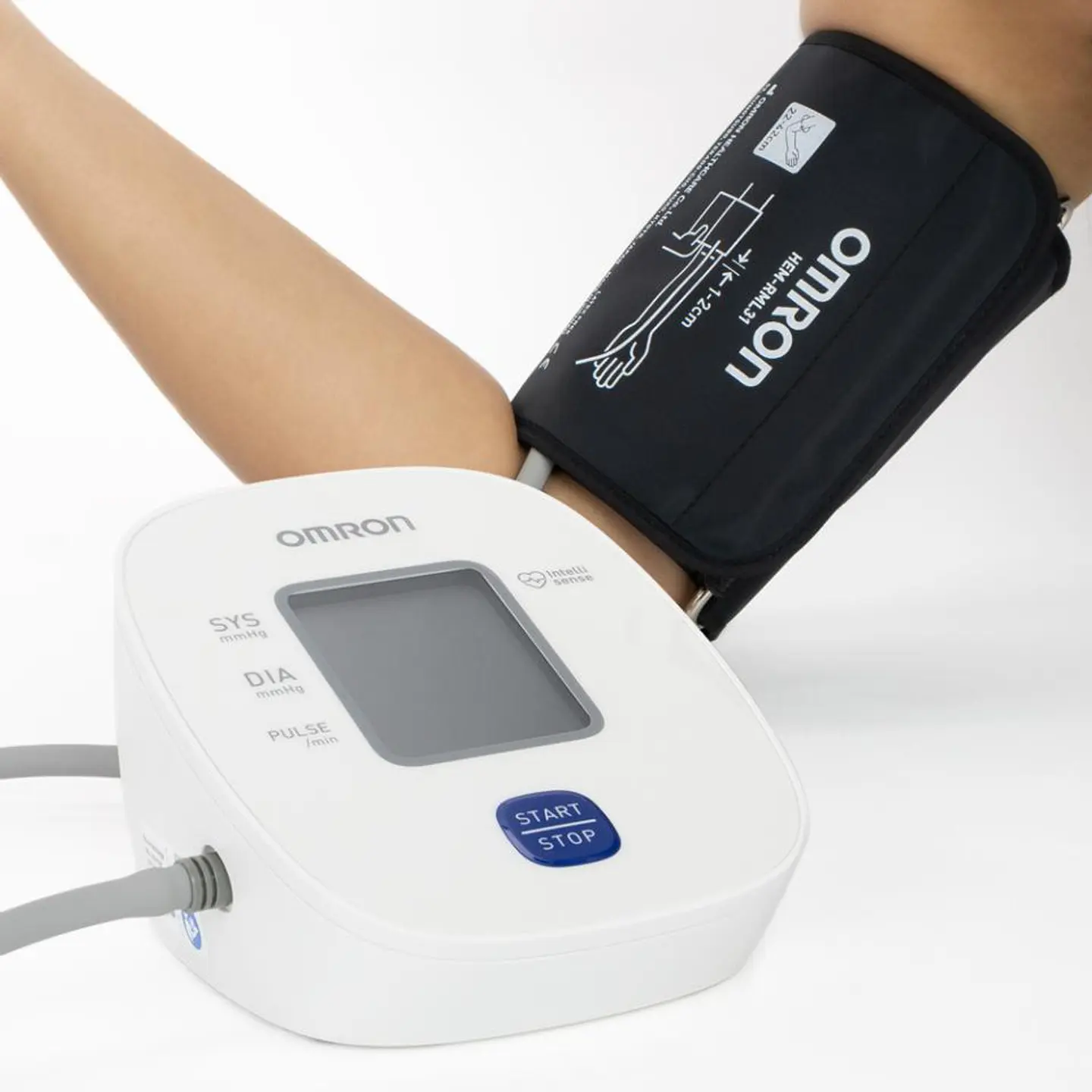 Tensiometro Digital de Brazo - Omron HEM7121J 2