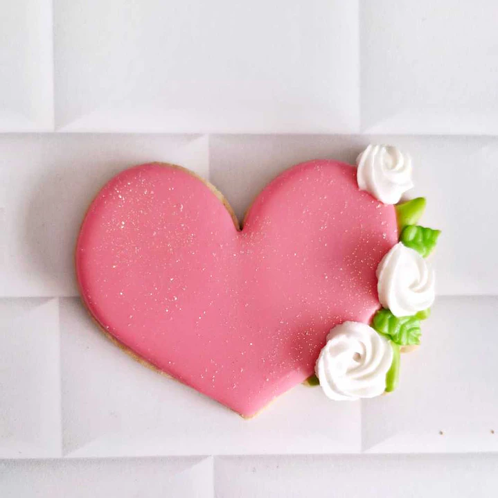 Cortador Corazón con Flores - 8 cm 2