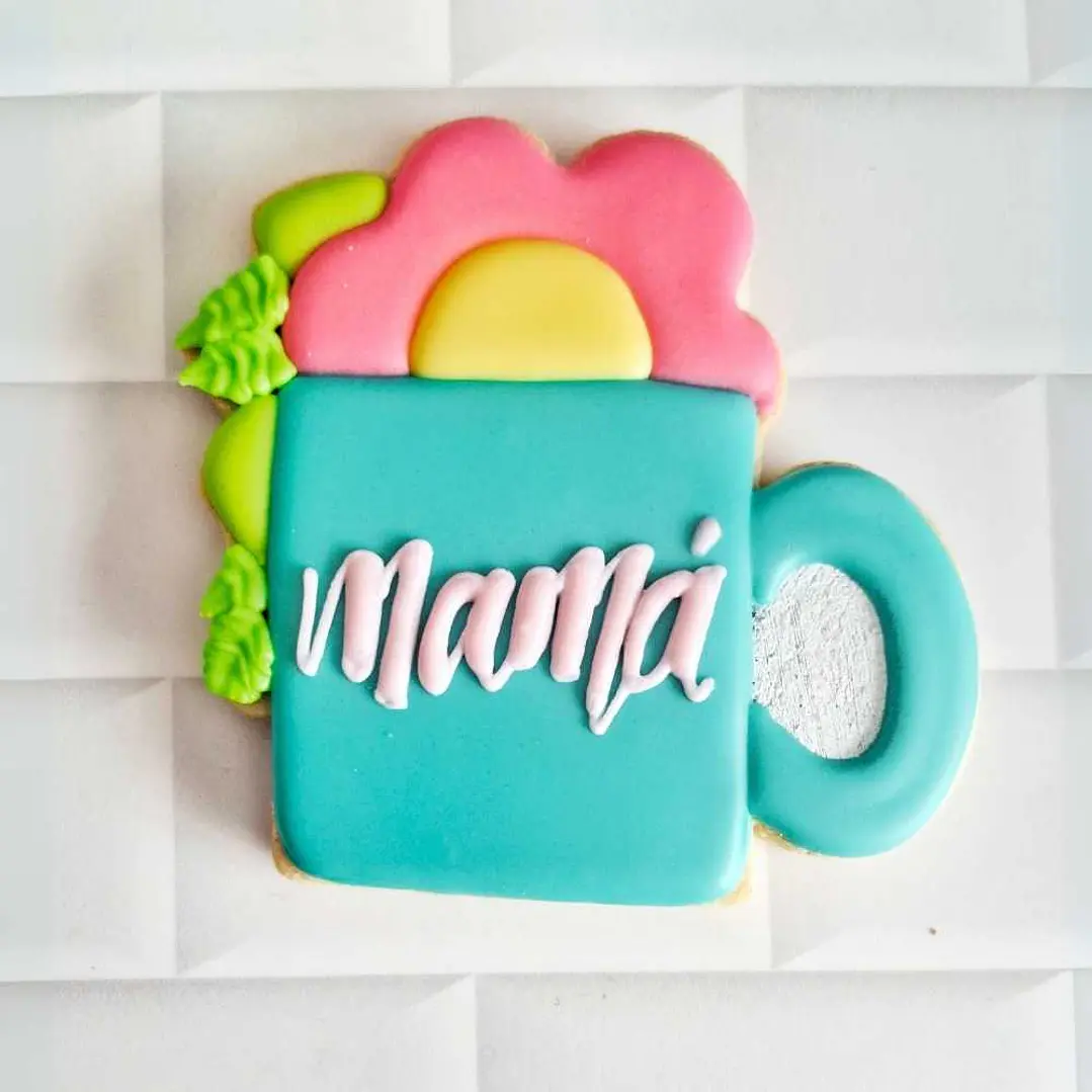 Cortador Tacita con Flores - 8 cm 2