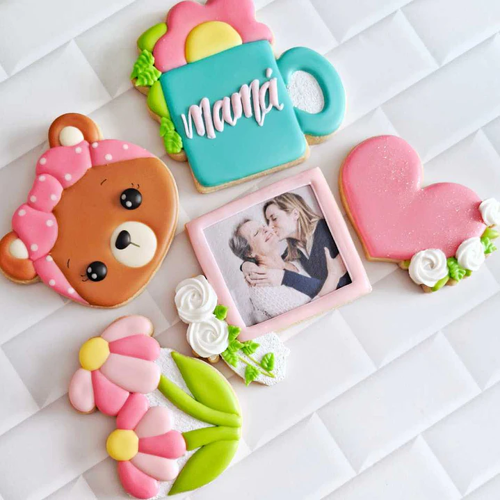 Cortador Corazón con Flores - 8 cm 4