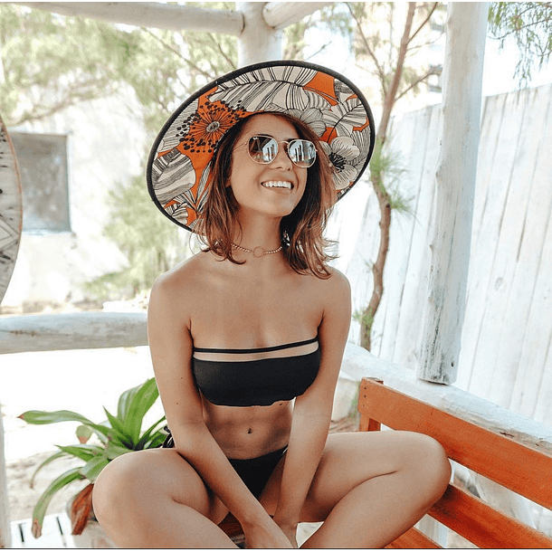 Conjunto de dos piezas Classic, detalles de transparencia  6