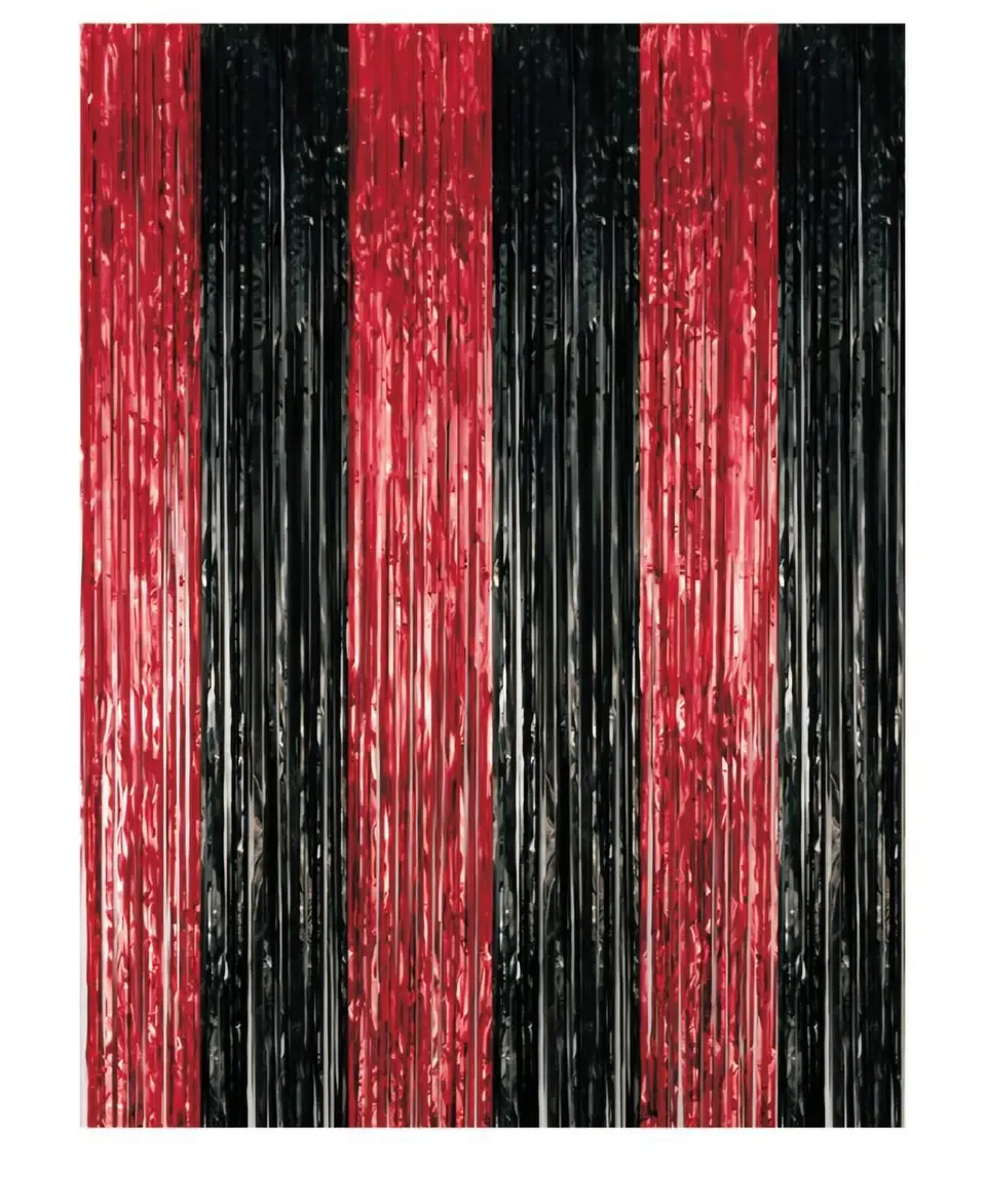 Cortina negro rojo 1