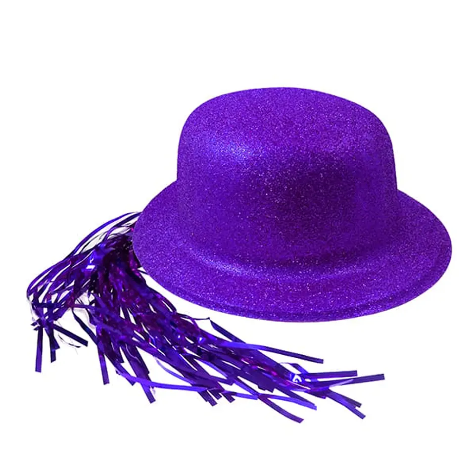 Gorro escarchado con pelo morado 1