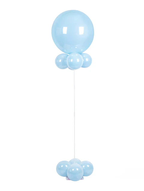 Columna de globos celeste