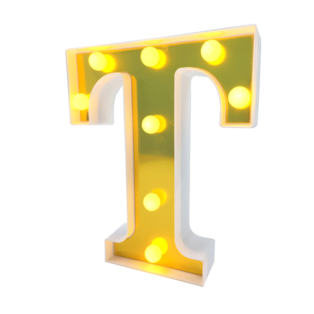 Letra T LED dorada 22 cm