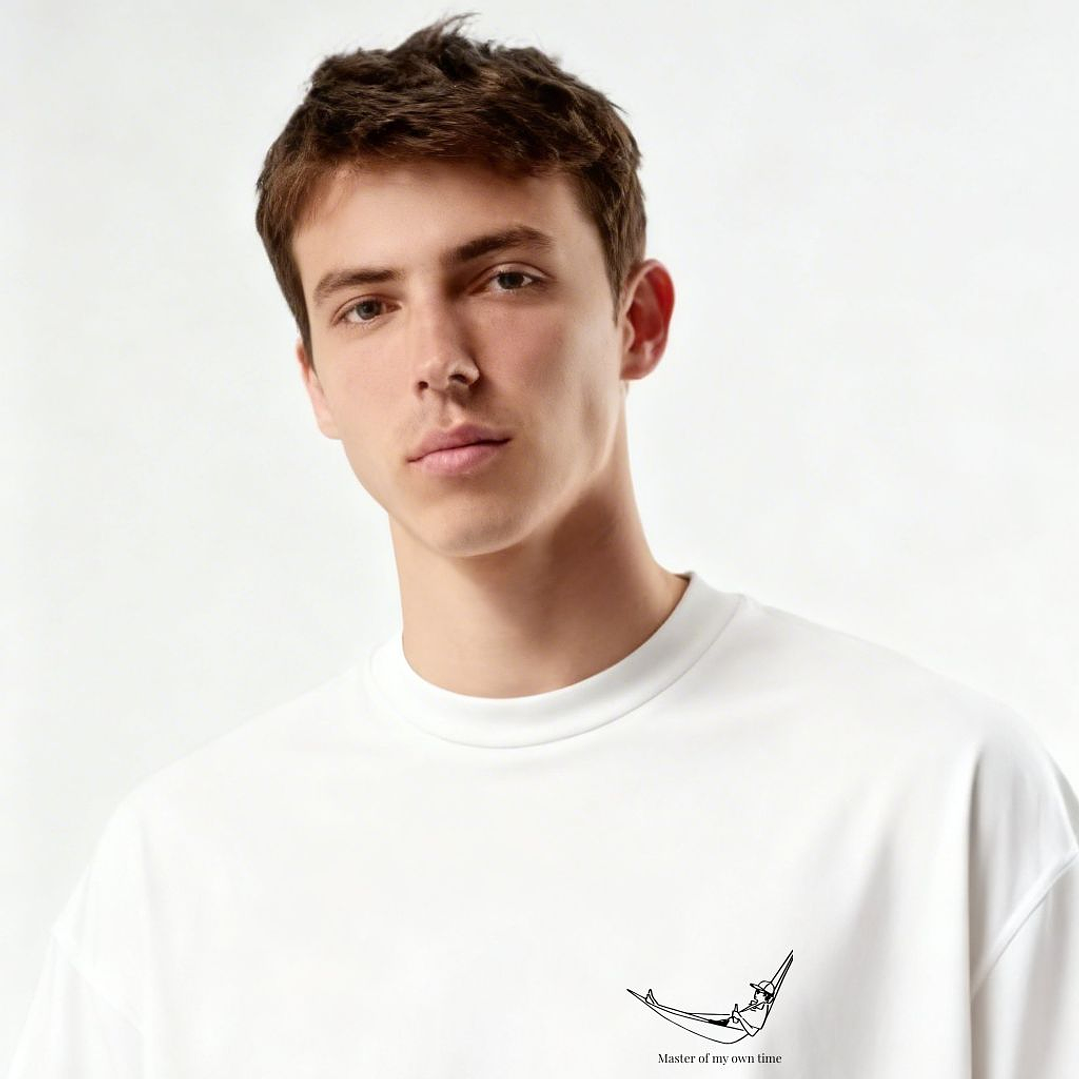 Camiseta Oversized Hombre Master Of My Own Time 3