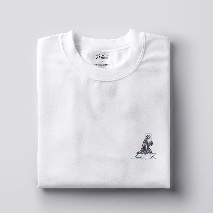 Camiseta Oversized Madre y Luz 1