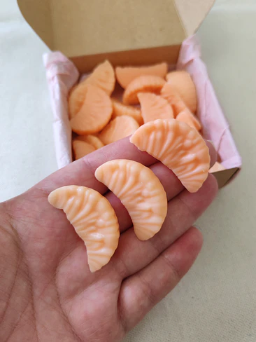 Tangerina & Mimosa Wax melts 2