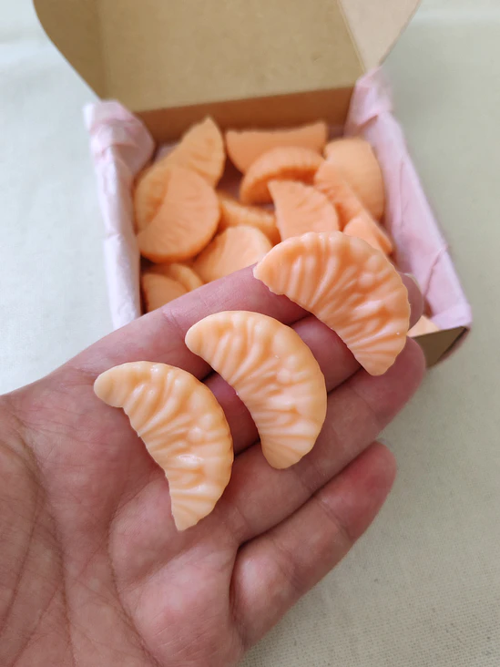 Tangerina & Mimosa Wax melts 2