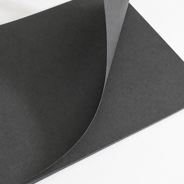 LDM-001 | Flores Noir