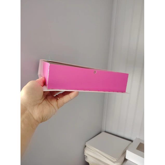 caja 20x20x5 tipo libro rosa
