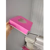 caja 20x20x5 tipo libro rosa