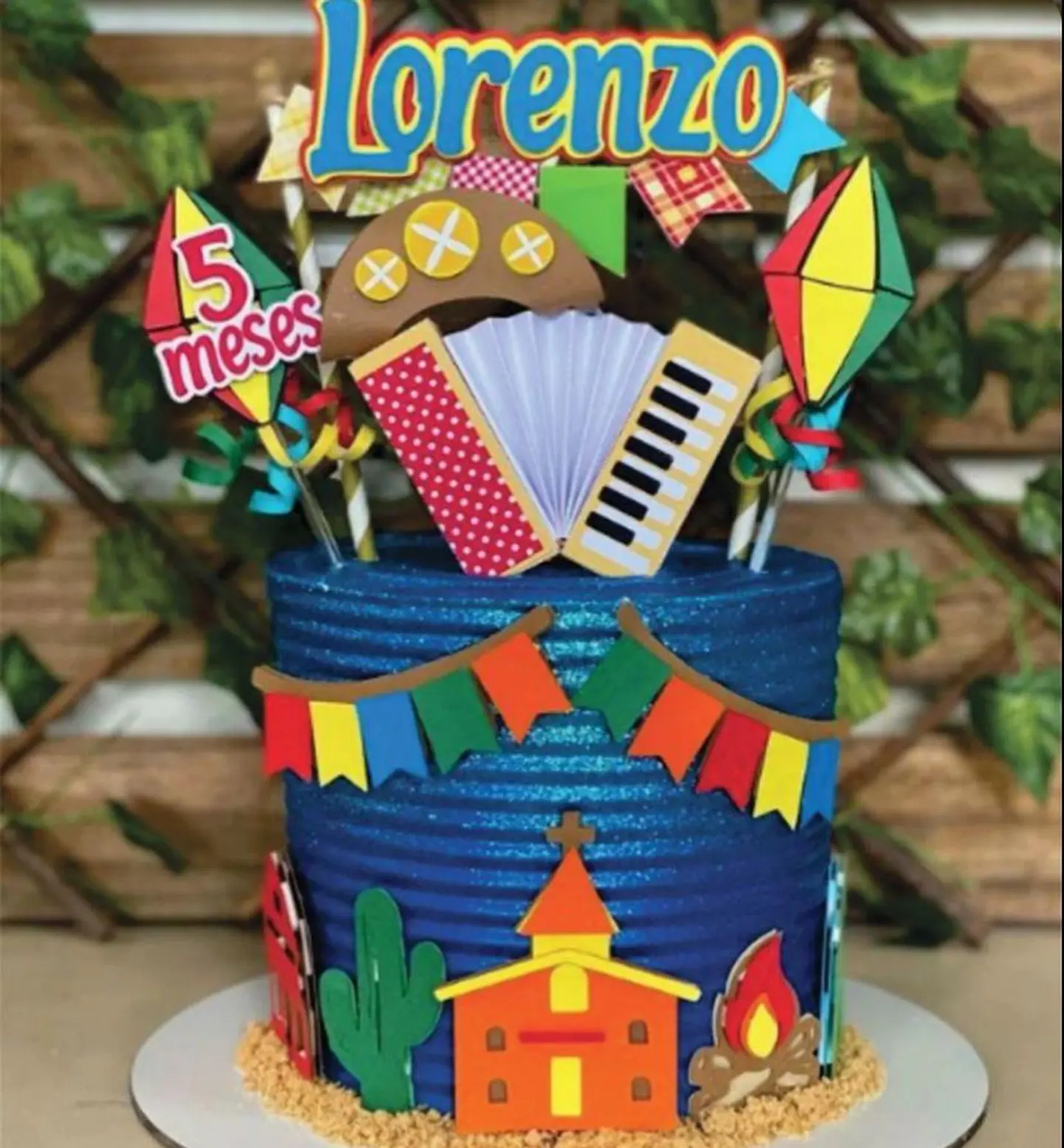Topo de bolo arraia sanfona festas juninas 1