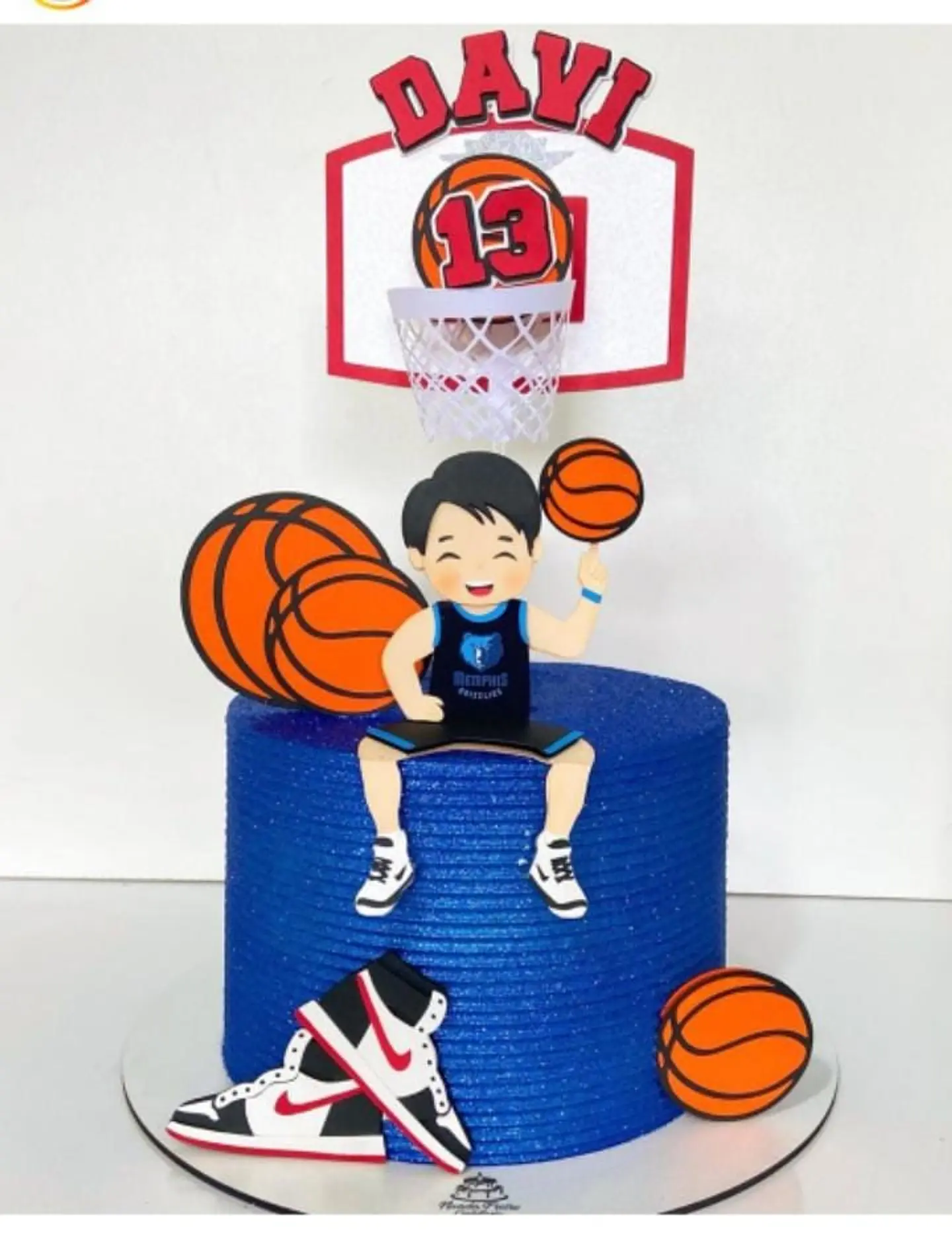 Arquivo de corte topo de bolo basquete menino 1