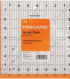 Regla para costura FISKAR 8.5SQ  