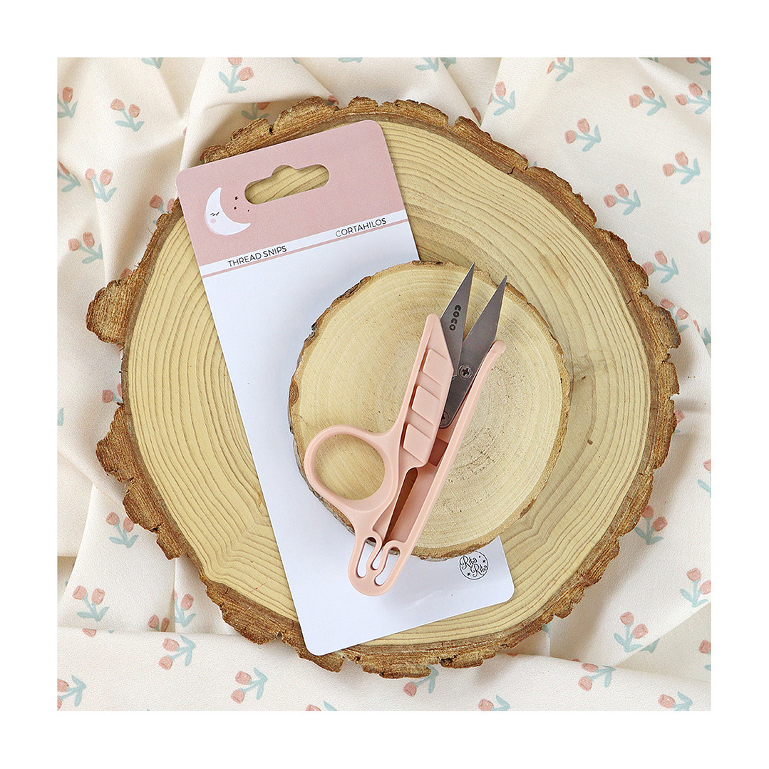 Cortador de hilo rosa | Coco 1