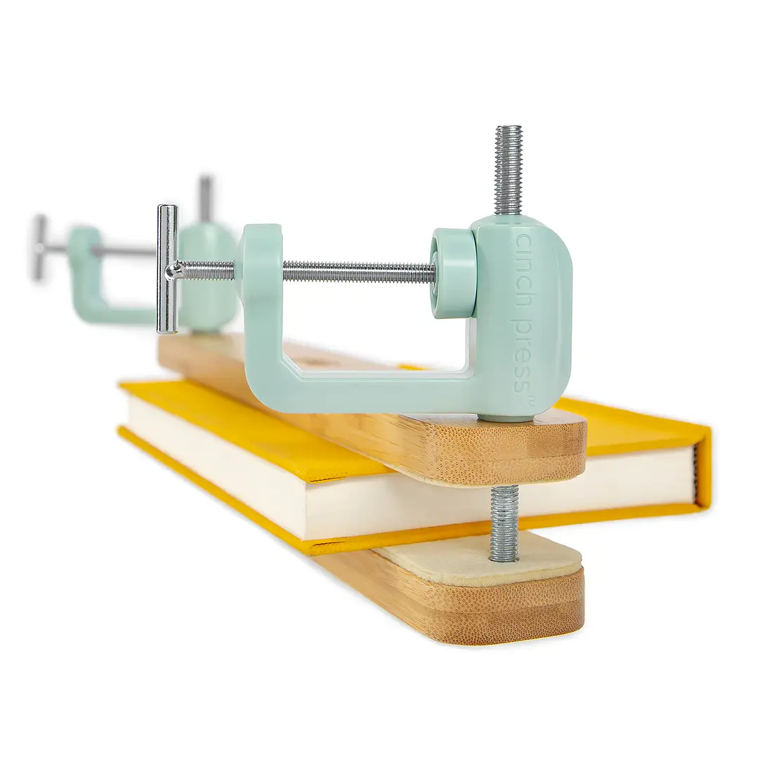 We R Makers Cinch Book Press 1