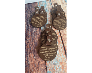 Llavero de madera grabado en láser 