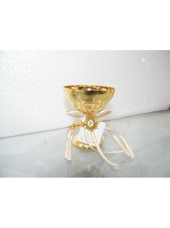 C11301 - Cálice dourado decorado na base  