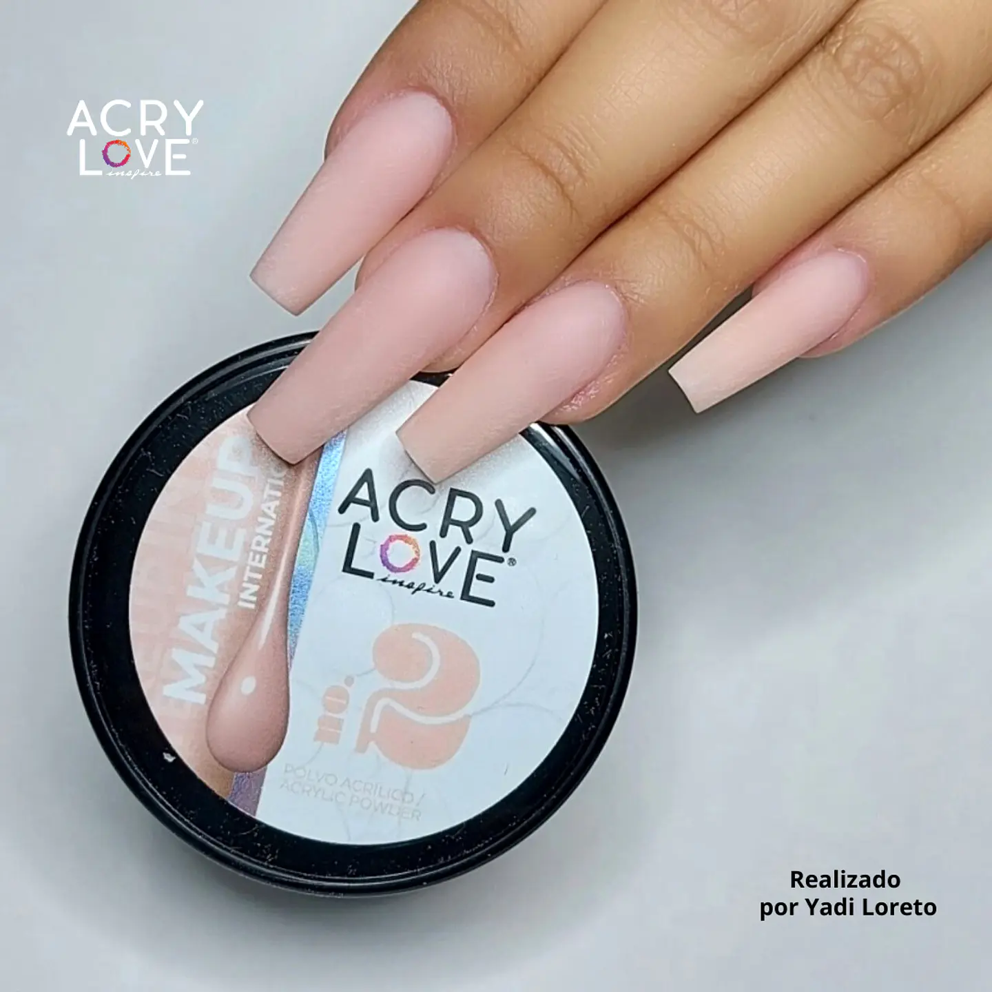 COVER MAKE UP INTERNACIONAL 2 1OZ ACRYLOVE 1