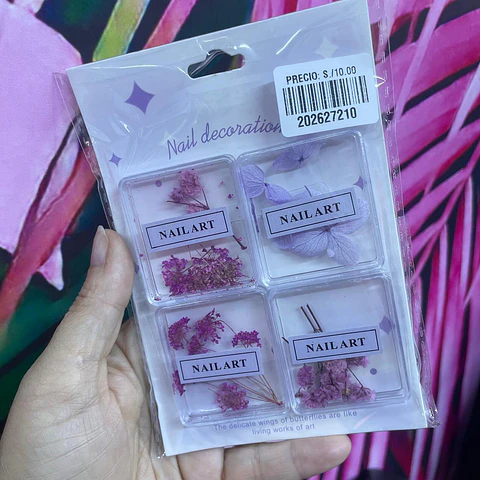 FLORES MUERTAS