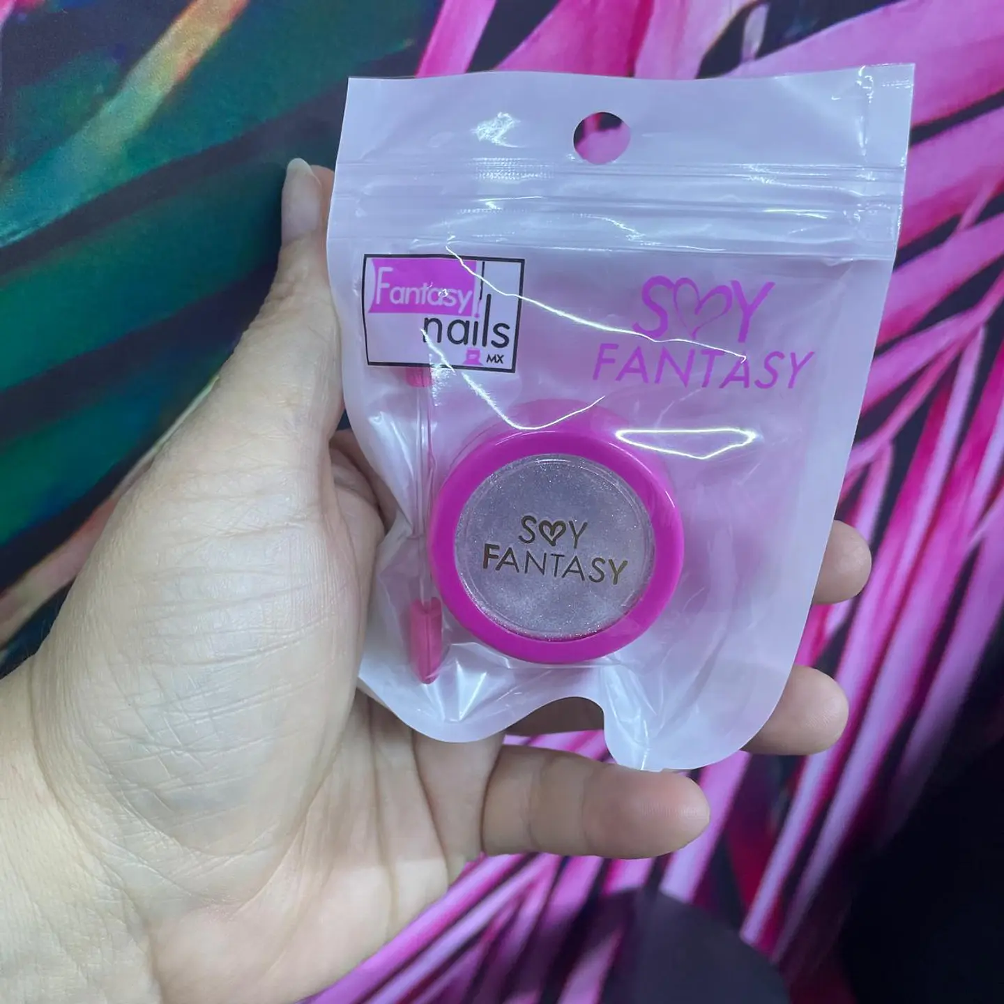 EFECTO PERLA FANTASY NAILS 1