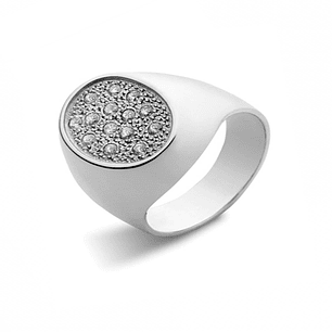 Anillo de Platino 950 Modelo Oval con 14 Diamantes Corte Brillante de 1pts