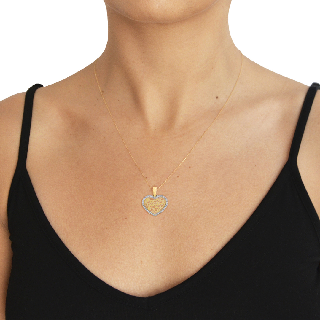 Colgante de Oro 18kt Corazon Filigrama 4
