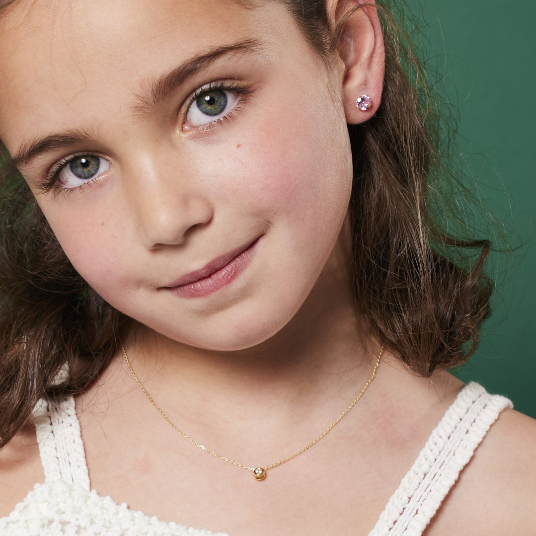 Collar Oro Amarillo de 18kt Modelo Punto de luz central 4