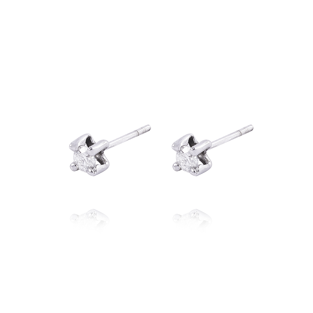 Aros de Diamantes Oro 18 Kt. Modelo Solitario 22 Puntos 1