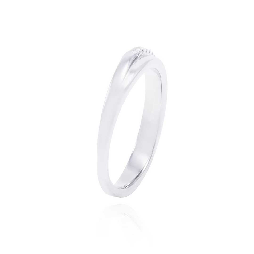 Anillo de Plata Esterlina Medio Cintillo Reina Con Circón 3