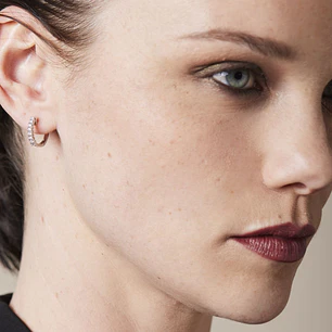 Aros de Oro 18kt Diamantes 37 Pts es G/VS Corte Brillante | Danielle Costantini